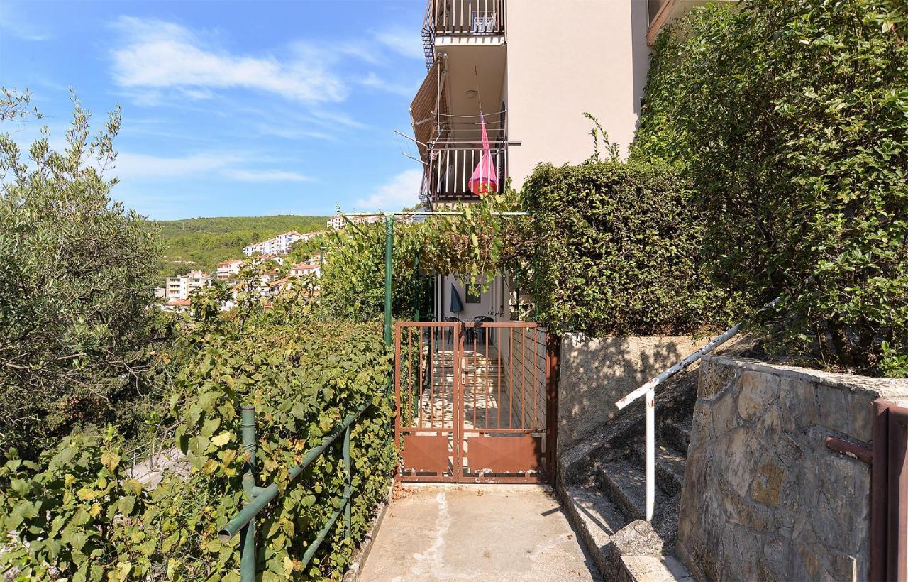 Apartment Near The Sea 650 Rabac Eksteriør bilde