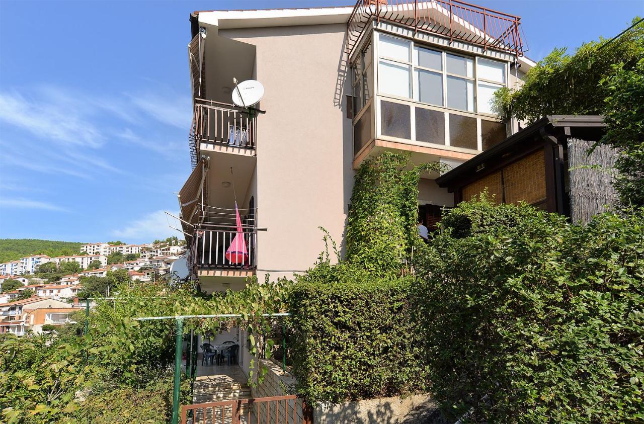 Apartment Near The Sea 650 Rabac Eksteriør bilde