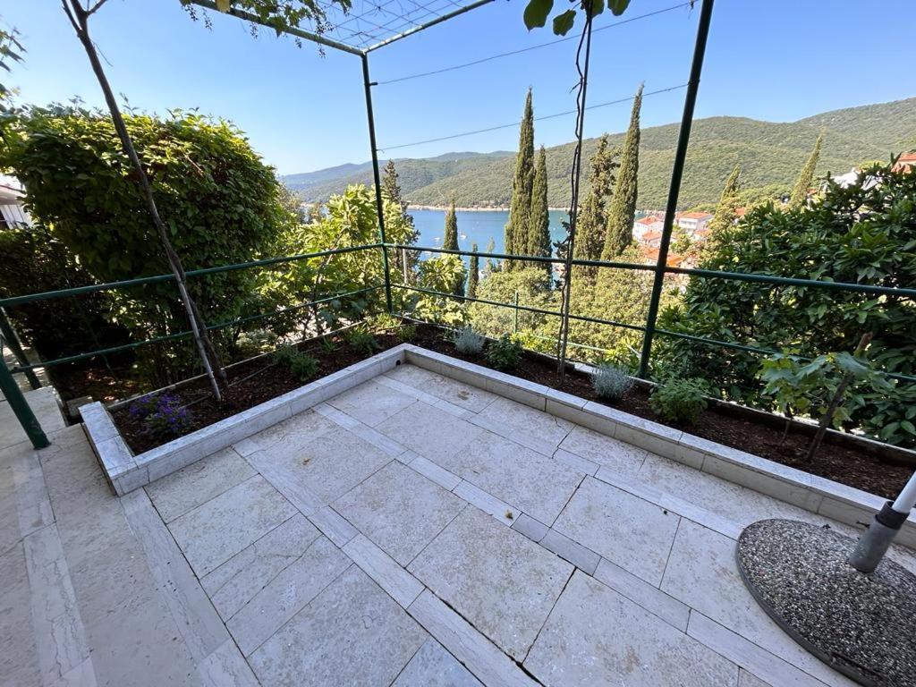 Apartment Near The Sea 650 Rabac Eksteriør bilde