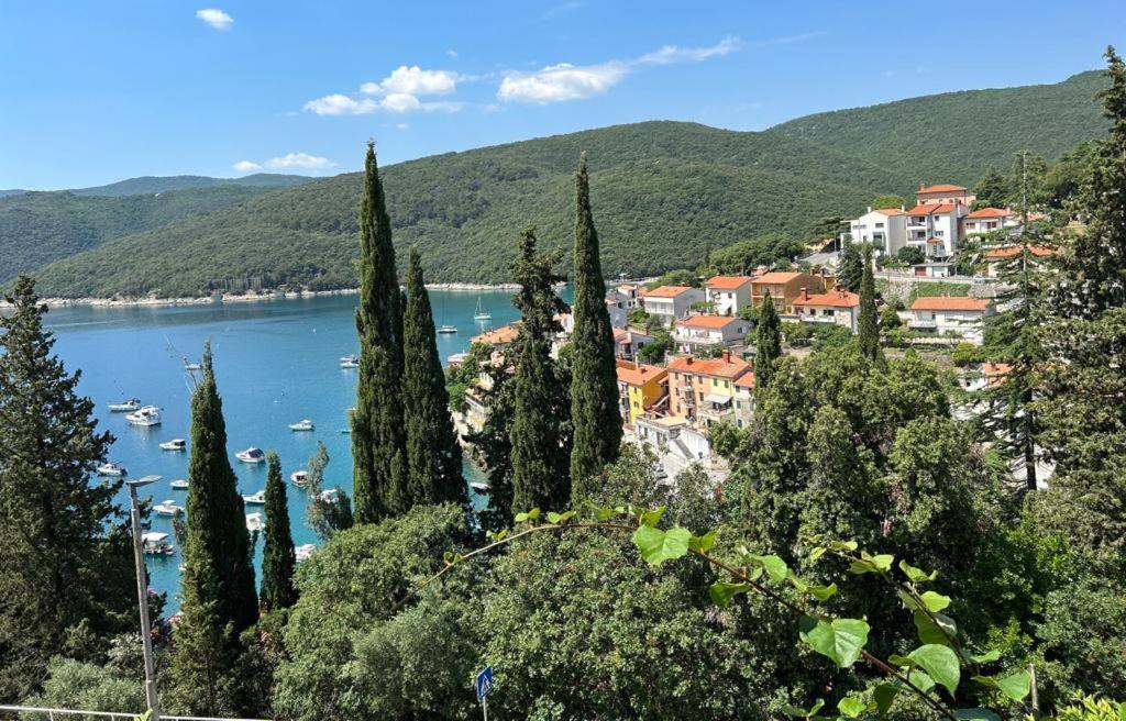Apartment Near The Sea 650 Rabac Eksteriør bilde